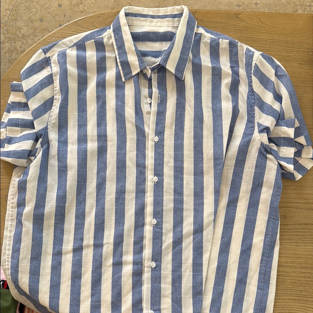 Amazon Blue and White Casual Button Down Shirt